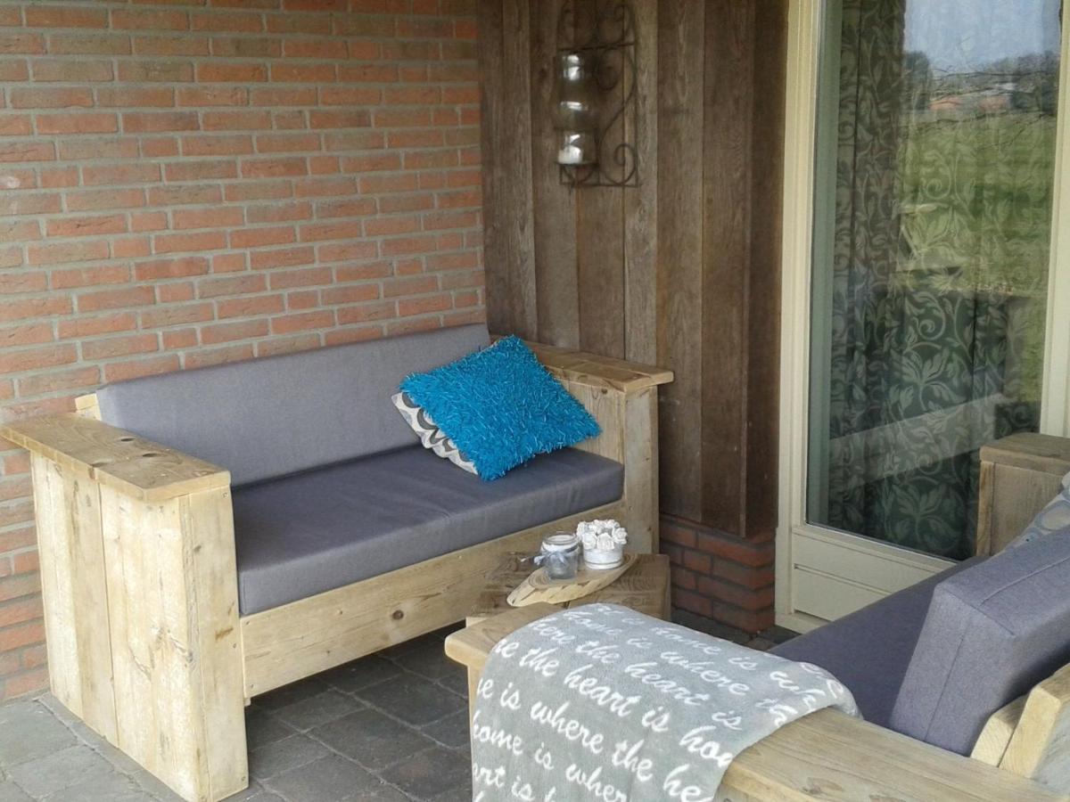 Peaceful Holiday Home With Roofed Terrace Geesteren  Exteriér fotografie